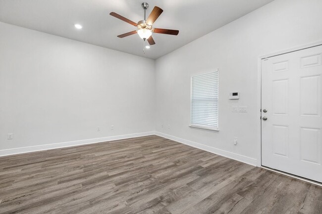 Building Photo - 8154 Lawton St