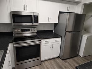Foto del edificio - 12112 St.Andrews Place, #212