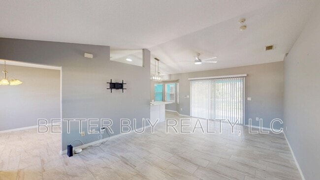 Foto del edificio - 138 Pine Grove Dr