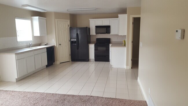 Cocina - 152 S 1100 W