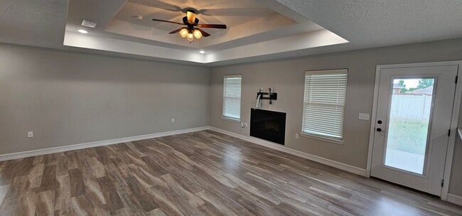 Building Photo - Beautiful 3 bedroom, 2 bath home for rent