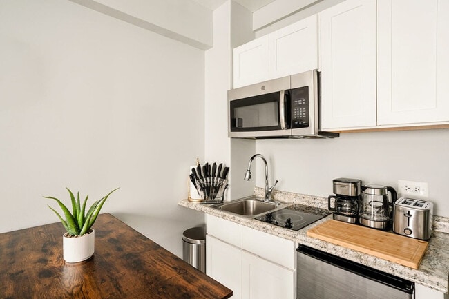 Foto del edificio - 240 W 73rd St