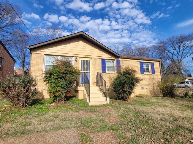 Photo - East Nashville 3 Bedroom Gem! Apartment
