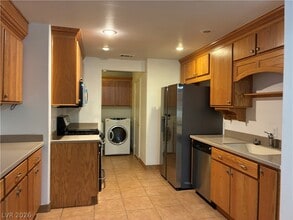 Building Photo - 5028 Starfinder Ave