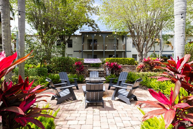 Westshore Palms at Kennedy - Westshore Palms at Kennedy Apartments