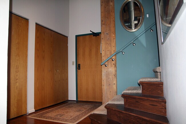 Foto del edificio - 210 N 2nd St