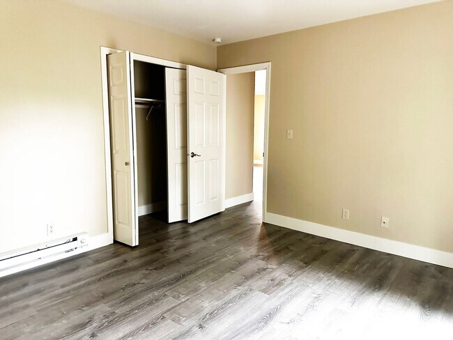 Foto del edificio - 4530 W Walnut