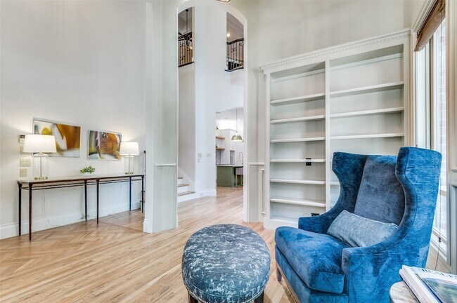 Foto del edificio - 2080 Mason Dr