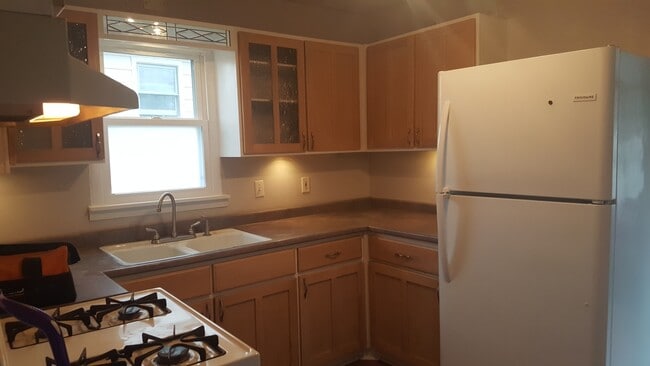 Foto del edificio - 302 S Walnut St