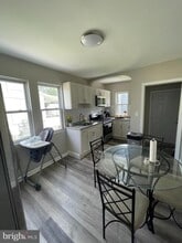 Building Photo - 105 Williams Ave