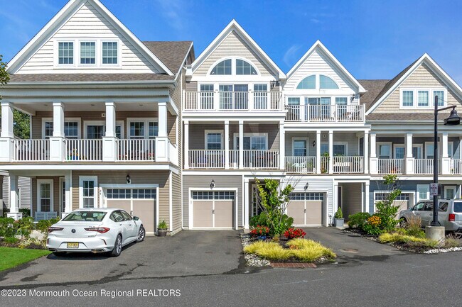 Foto del edificio - 23 Lighthouse Point Rd