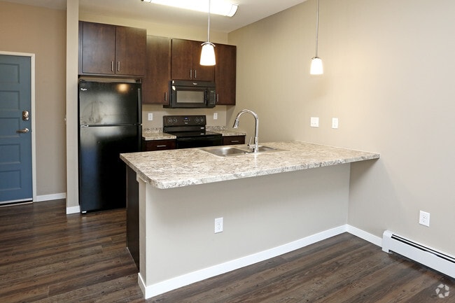 Interior Photo - Latitude - Bldg 1