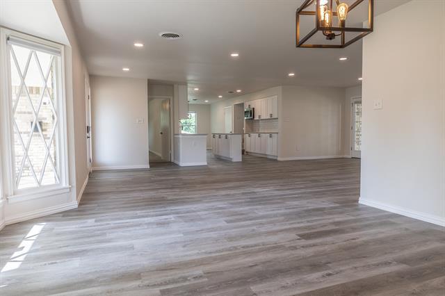Building Photo - 6070 Wonder Dr