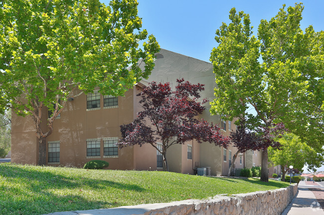 Building Photo - La Mesa Apartments