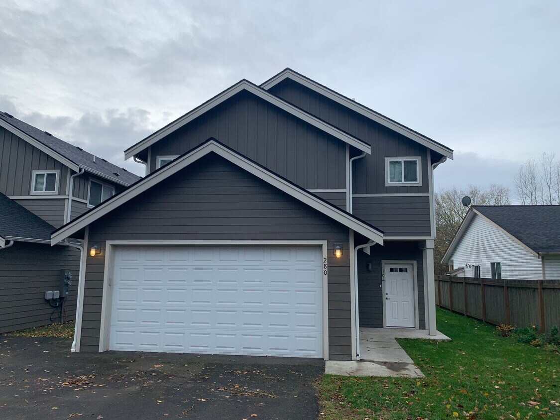280 B St Unit 101, Blaine, WA 98230 Condo for Rent in Blaine, WA