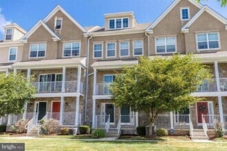 Building Photo - 128 Justin Dr