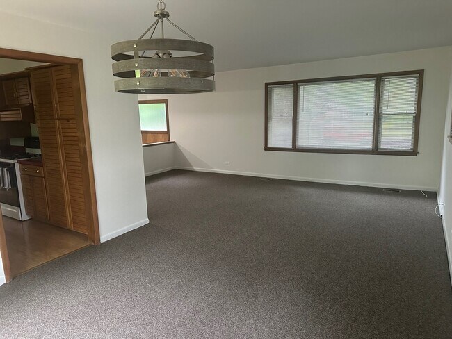 Foto del edificio - 921 Wilmot Rd