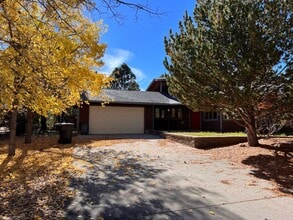 Building Photo - 4154 E Broken Rock Loop