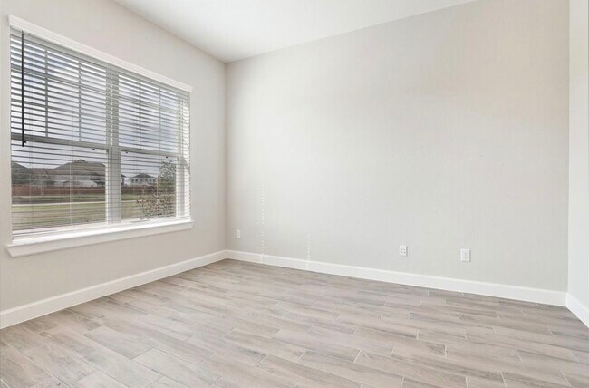 Building Photo - 2206 Bridgeport Path Dr