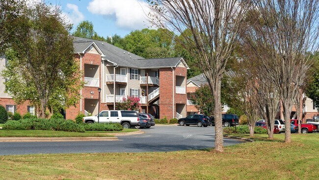 Foto del edificio - 2276 N Fayetteville St