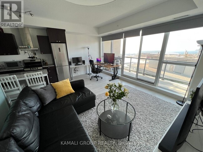 Building Photo - 51 E Liberty St