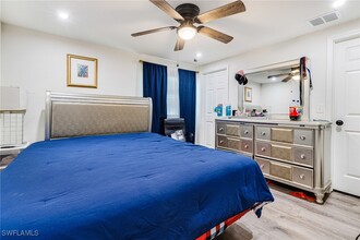 Building Photo - 2012 Wright St