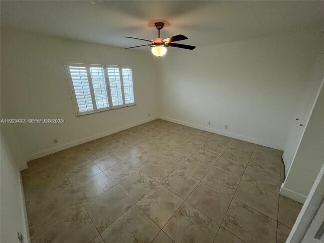 Building Photo - 5550 NW 61st St