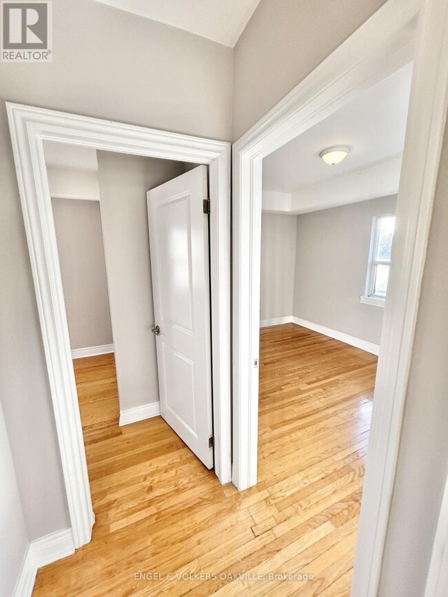 Photo du bâtiment - 15 Thirty Third St