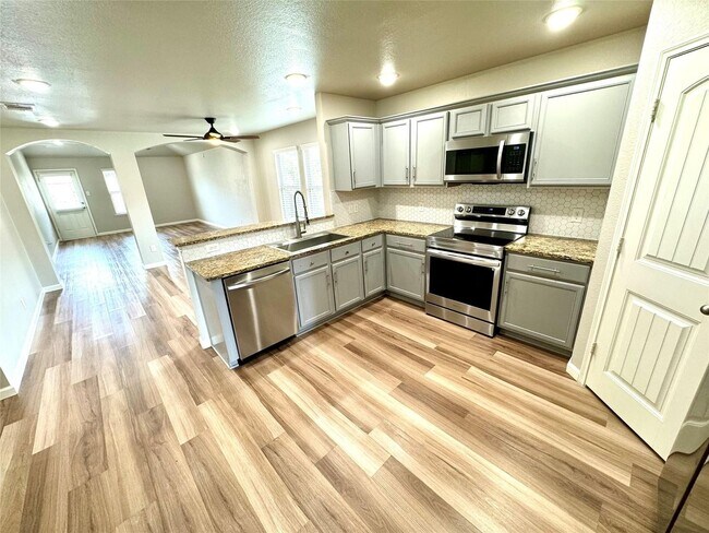 Foto del edificio - 1812 Arbordale Way