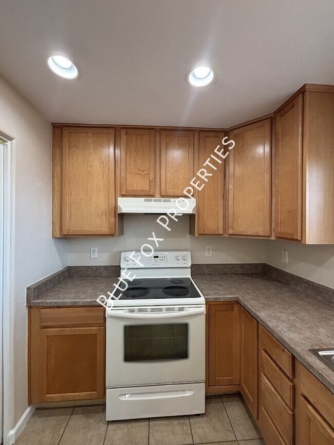Foto del edificio - 322 N Hasman Dr