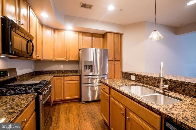 Foto del edificio - 2701 Sheffield Hill Way