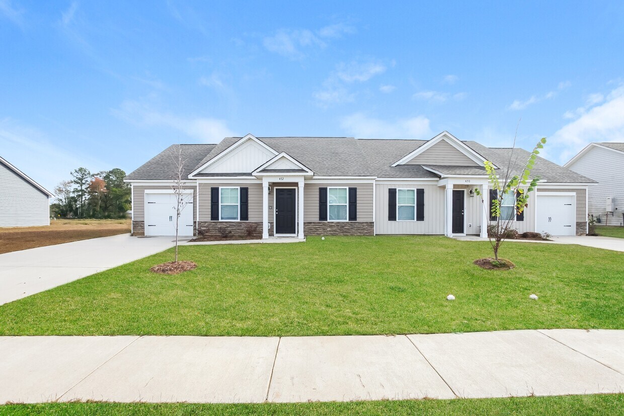 Foto principal - 472 Conifer St