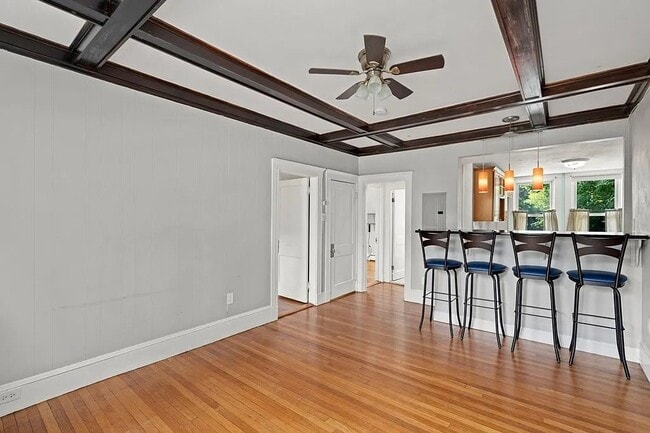 Building Photo - 1742 Commonwealth Ave