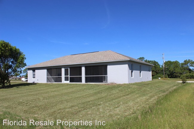 Building Photo - 2728 Embers Pky