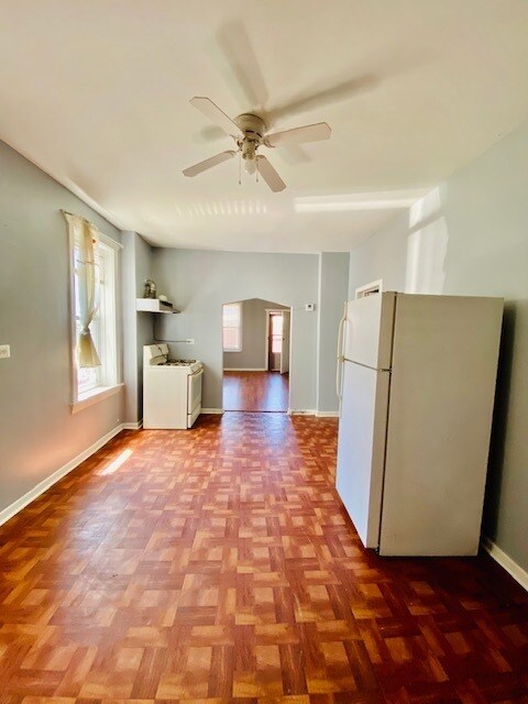 Foto del edificio - 4840 S Paulina St