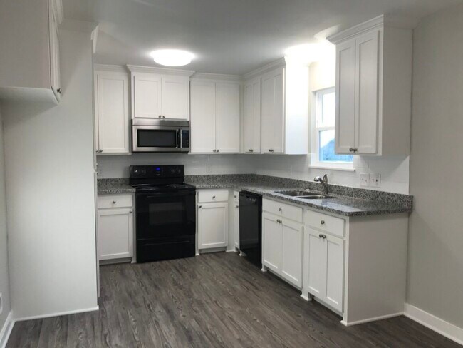 Foto del edificio - 5313 Chennault Rd