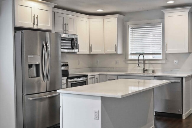 Building Photo - 4609 E C St