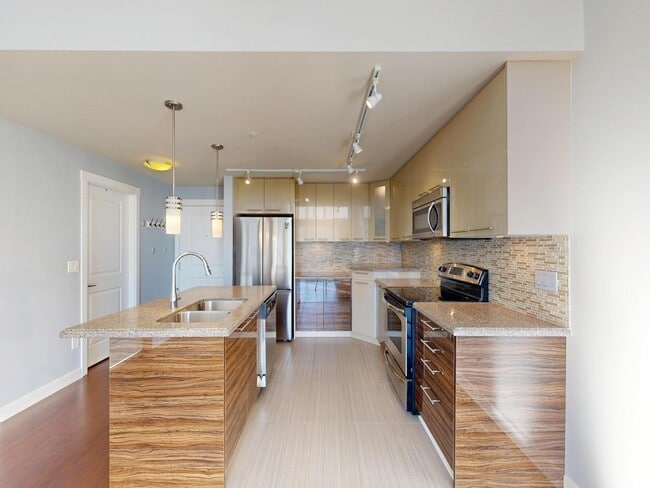 Building Photo - 12039-12064 64 Ave