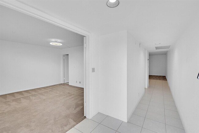 Foto del edificio - 3402 Bimini Ln