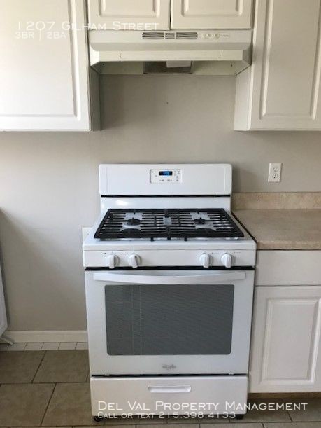 Foto del edificio - 1207 Gilham St