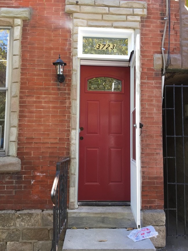 Building Photo - 3723 Stanton St
