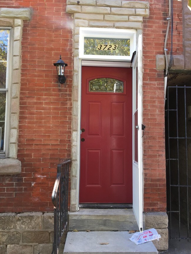 Foto del edificio - 3723 Stanton St
