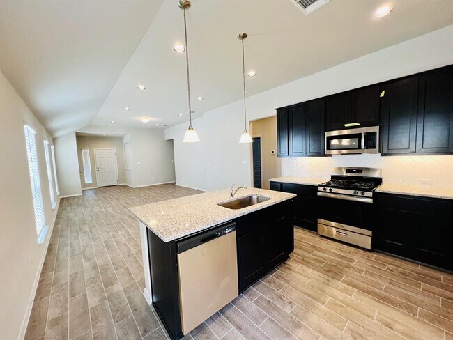 Foto del edificio - 200 Living Reef Dr