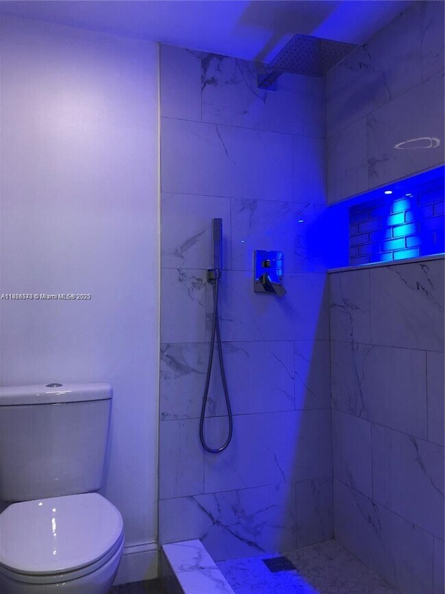 Foto del edificio - 1555 W 44th Pl