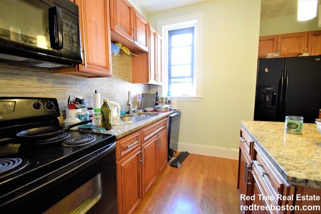 Foto del edificio - 184 St Paul St