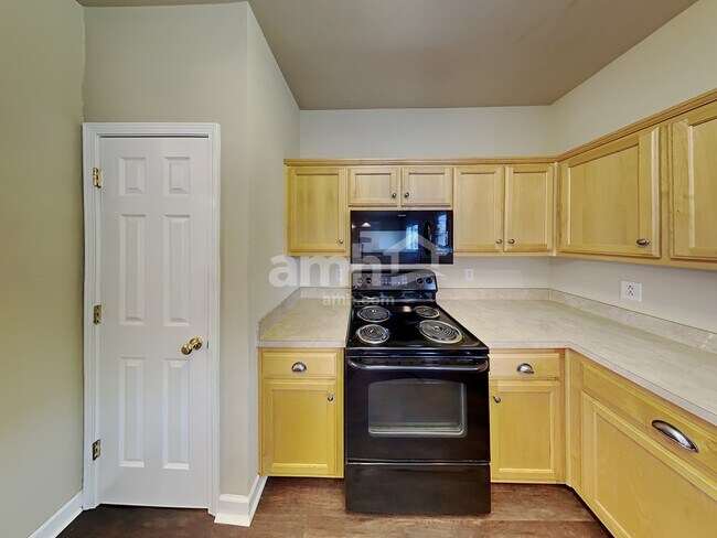 Building Photo - 3006 Romain Trail