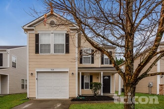 Building Photo - 908 Littleton Dr