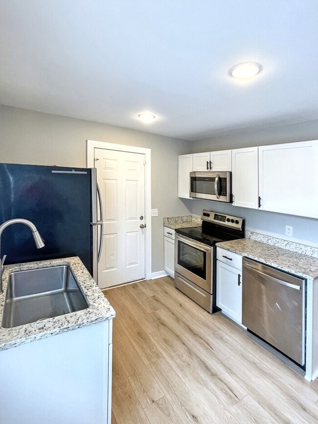 Foto del edificio - 1728 17th Ave N