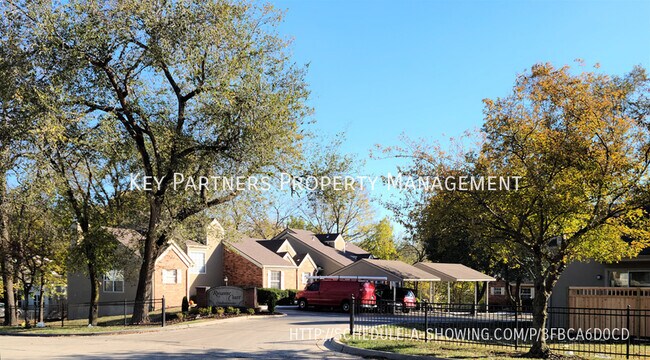 Building Photo - 6801 W 76th St - 2 Bed 2 Bath Remodel!