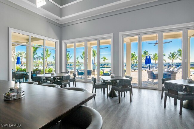 Foto del edificio - 13896 Blue Bay Cir